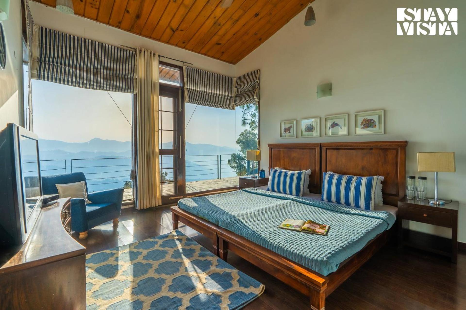 Stayvista At Hillcrest Villa With Valley View, Bonfire And Heater Kasauli Exterior photo